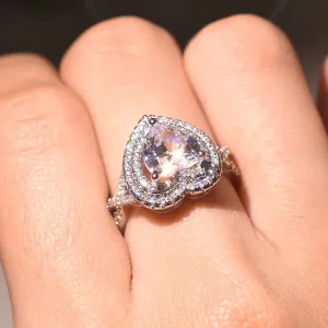 Heart Ring in 2 Colors for Men and Women - Perfect for Weddings, Engagements, Birthdays