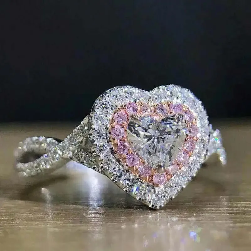 Heart Ring in 2 Colors for Men and Women - Perfect for Weddings, Engagements, Birthdays
